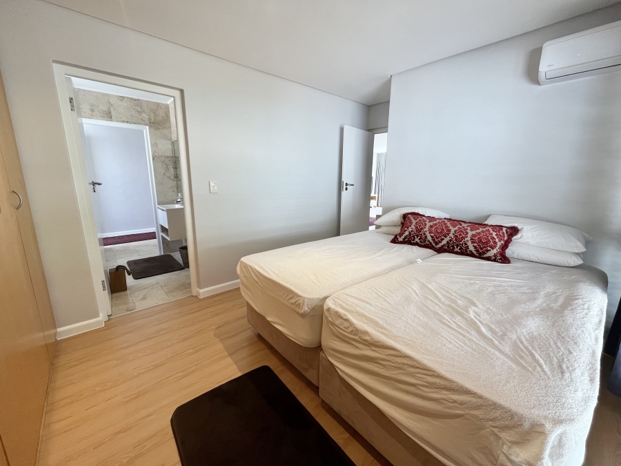 To Let 2 Bedroom Property for Rent in Sea Point Western Cape